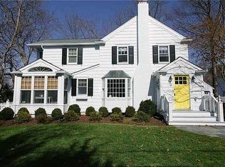 19 Hoyt Ct, Darien, CT 06820