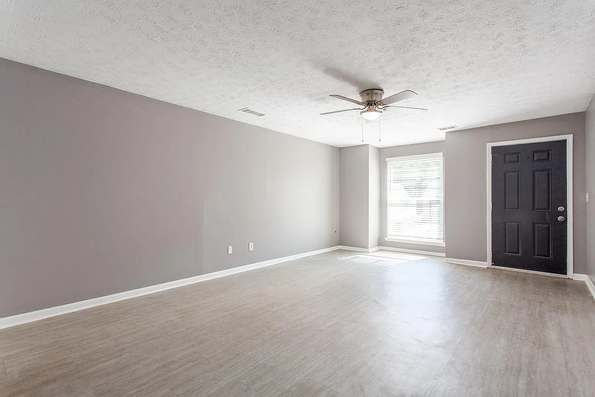 Building Photo - 8667 Ashley Way