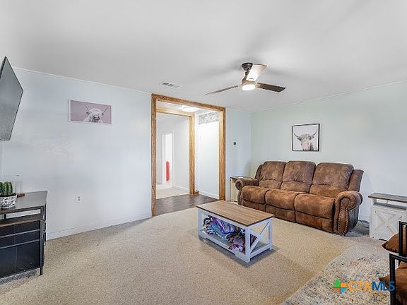 5th image of 1510 N Ave