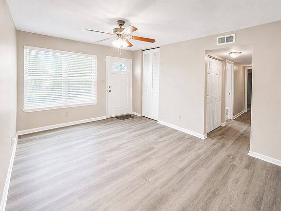 3rd image of 4111 Prince Ln