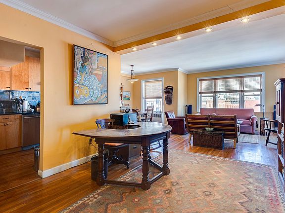 5th image of 2 King St APT 7A