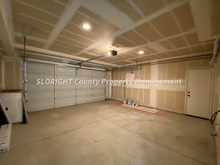 1654 Belmont Ct — Photo 14