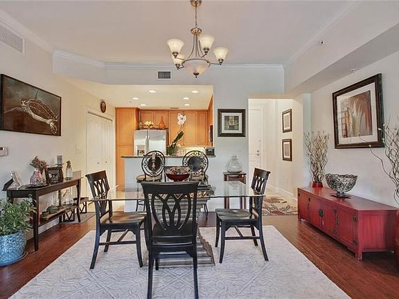 4th image of 2305 Edgewater Dr Unit 1313