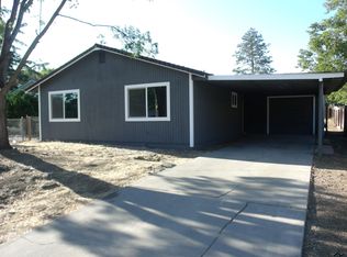 680 Almond St, Corning, CA 96021