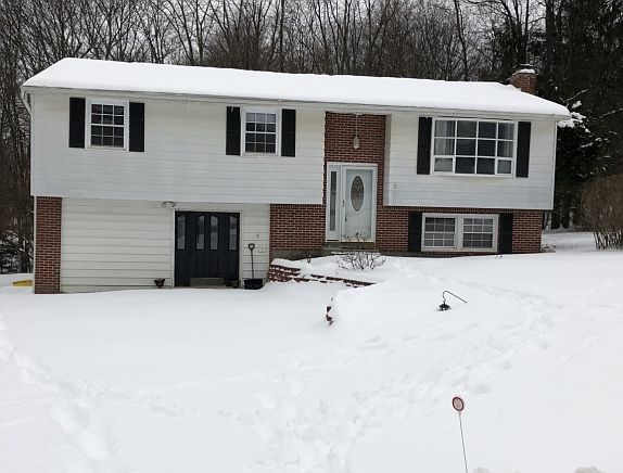 1st image of 3 Delcar Dr