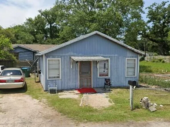 1710 Eastward Dr, Gulfport, MS 39501