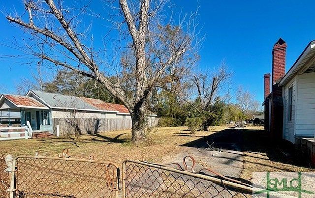 2nd image of 3706 8th Street
