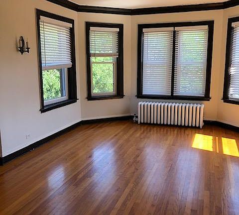 5th image of 1417 W Hutchinson St #30