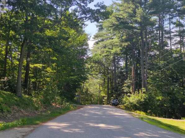 107 Rhode Island Ave, Lyman, ME 04002