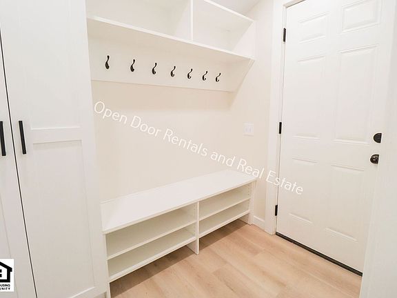 2nd image of 417 W 4th St Unit 100
