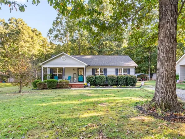 2475 Adams Farm Ct, Snow Camp, NC 27349