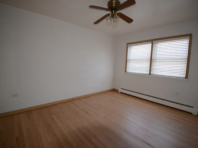 1603 Waukegan Rd #2 — Photo 12