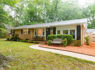 203 York Ln, Yorktown, VA 23692