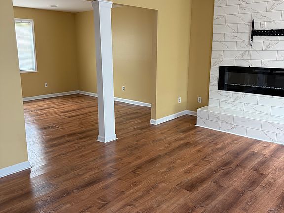 4th image of 3400 Tall Timbers Cir NW
