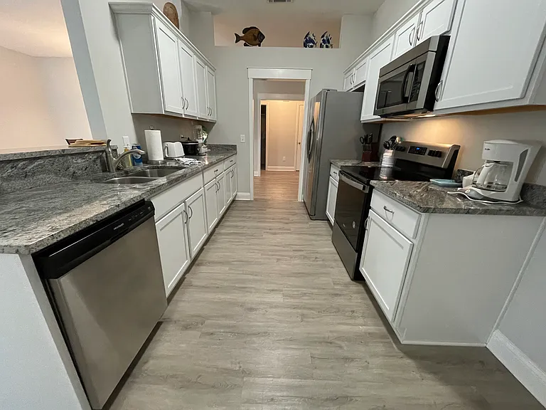 8544 Laredo St — Photo 20