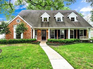 631 Bendwood Dr, Houston, TX 77024