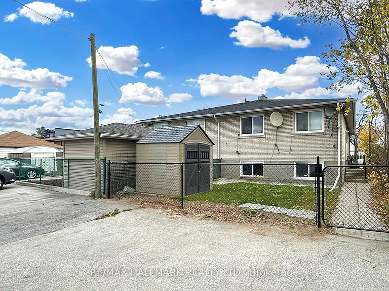 3572 Dufferin St #LOWER — Photo 29