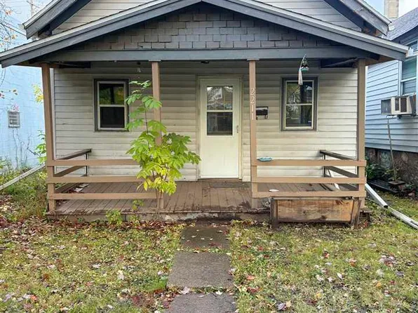 2211 4th Ave W, Hibbing, MN 55746