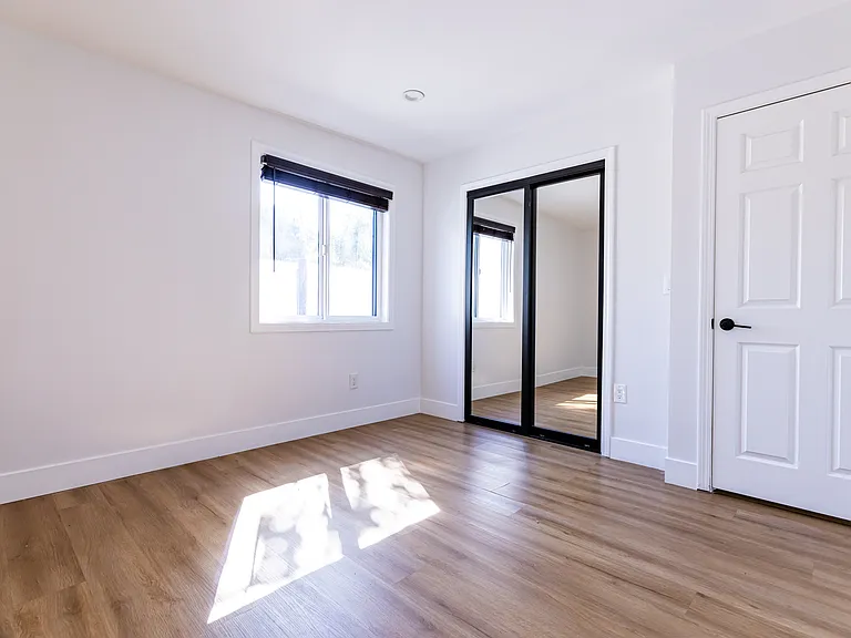 9738 N Lemona Ave — Photo 14