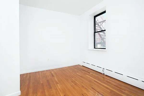 Rented by Bohemia Realty Group | media 11