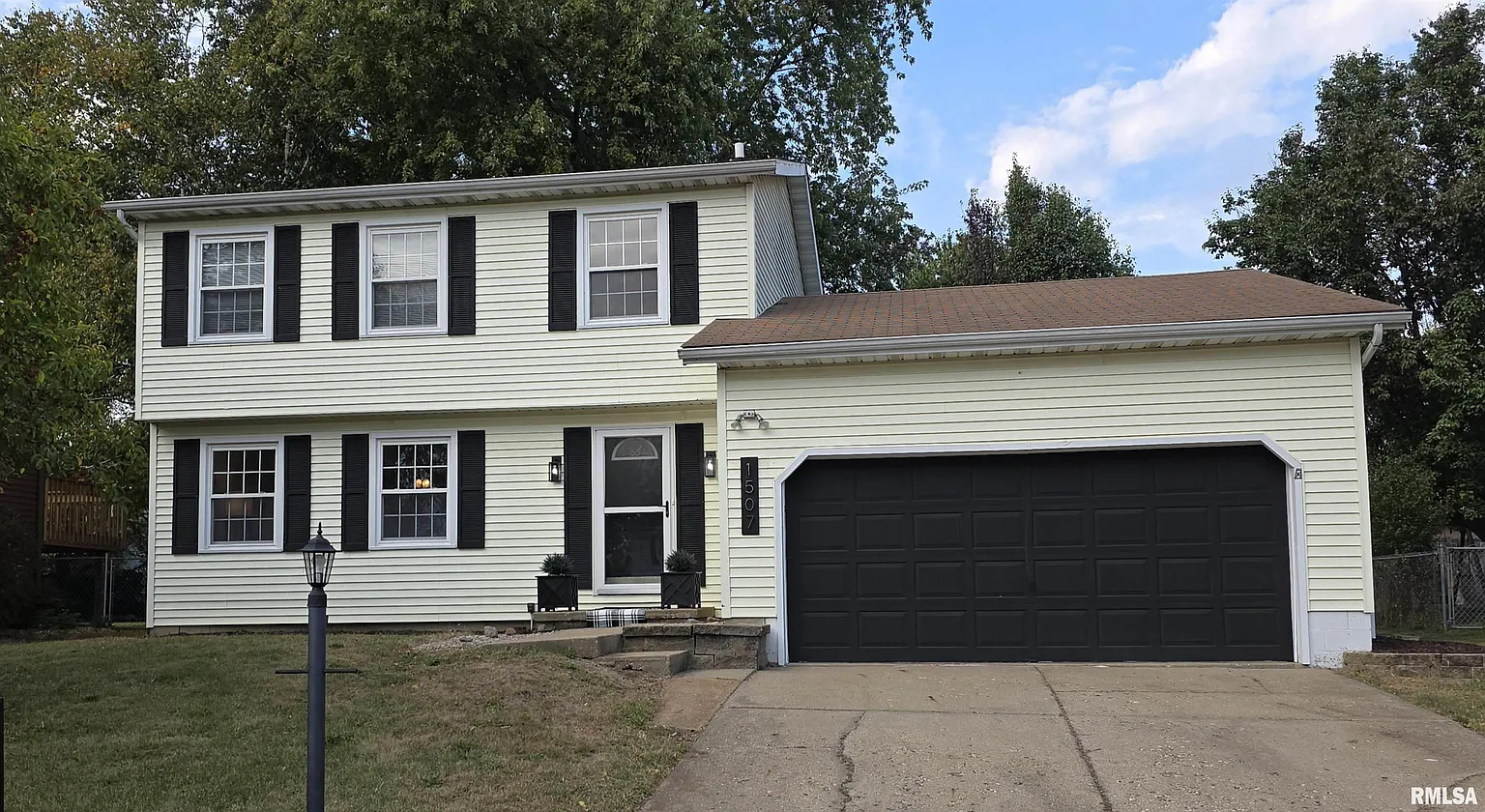 1507 W Queens Court Rd photo 1