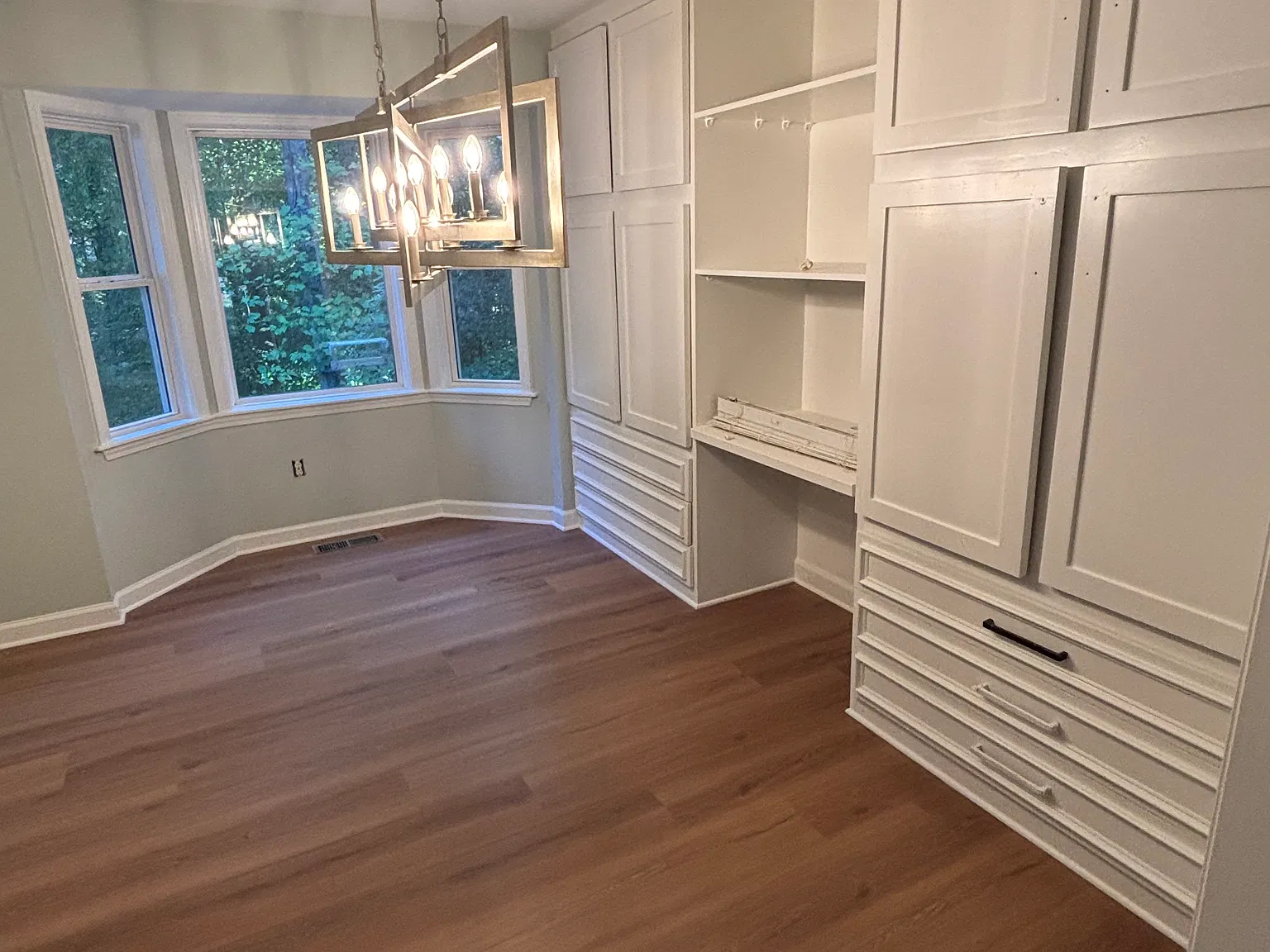 4 bed, 3.5 bath, 2728 sqft, $2,800 — Photo 4