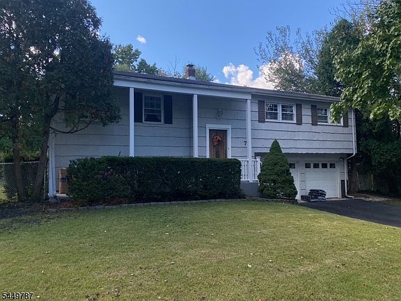 3rd image of 70 Appleman Rd
