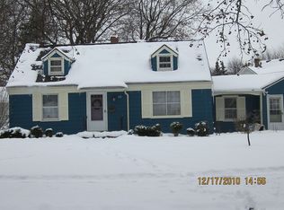 39 Berwick Rd, Rochester, NY 14609