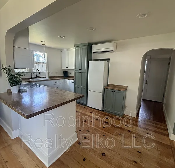 620 Maple St — Photo 7