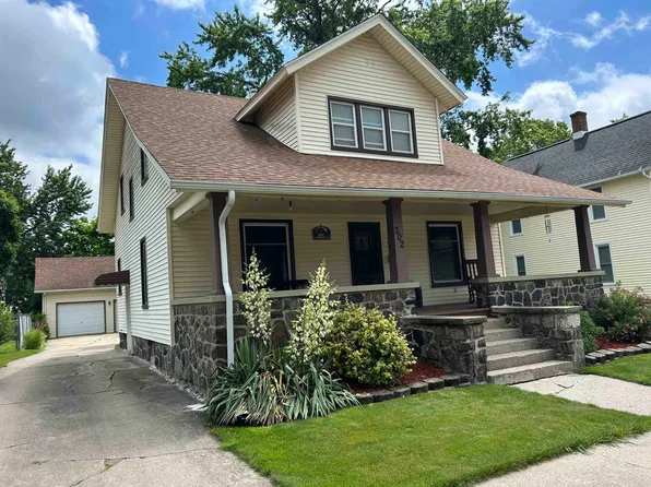 302 N Mackinaw St, Durand, MI 48429