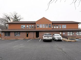 608 Easton Rd, Willow Grove, PA 19090