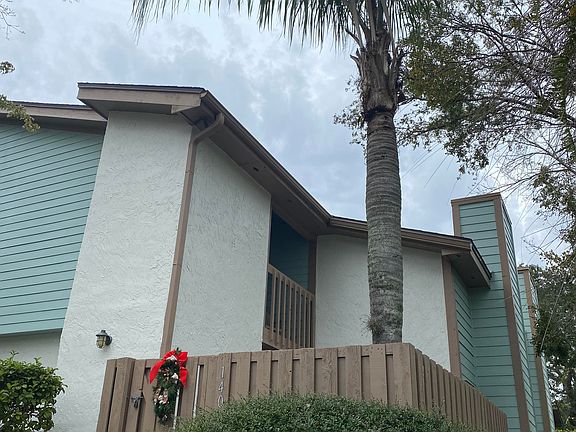 2nd image of 1404 W DEFENDER Court #1404