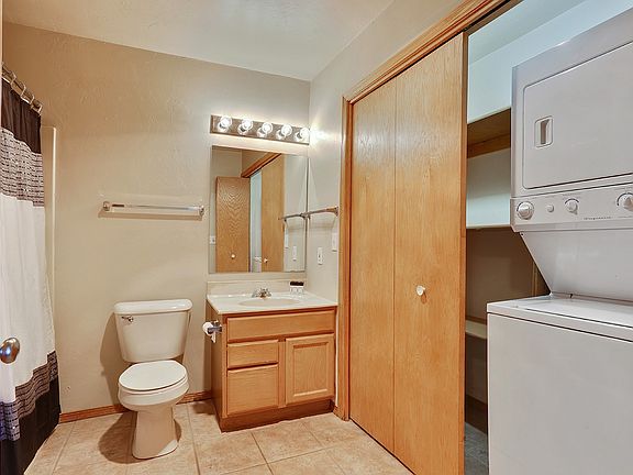 4th image of 2885 Saint Anthony Dr APT 3