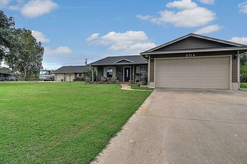 1st image of 504 Kiowa Dr W