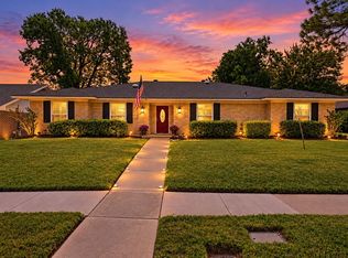 1807 Holm Oak St, Arlington, TX 76012