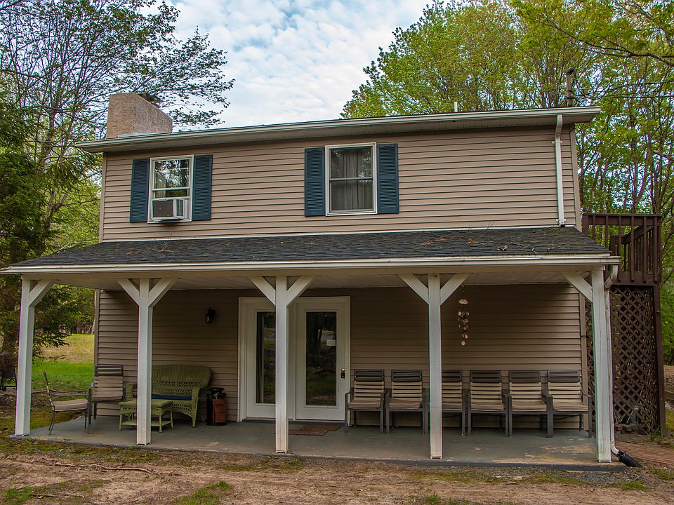 1st image of 120 Woodland Pl