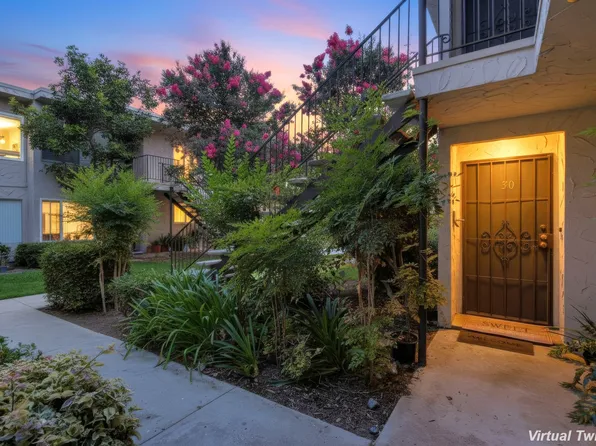 8220 Vincetta Dr Unit 30, La Mesa, CA 91942