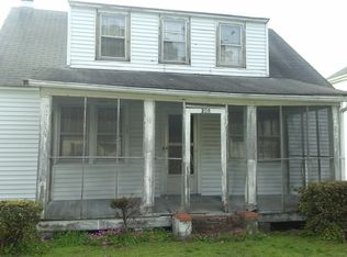 209 Middle St, Smithfield, VA 23430
