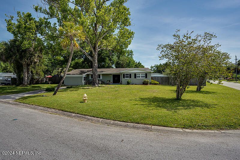 1st image of 8177 CESPERDES Avenue