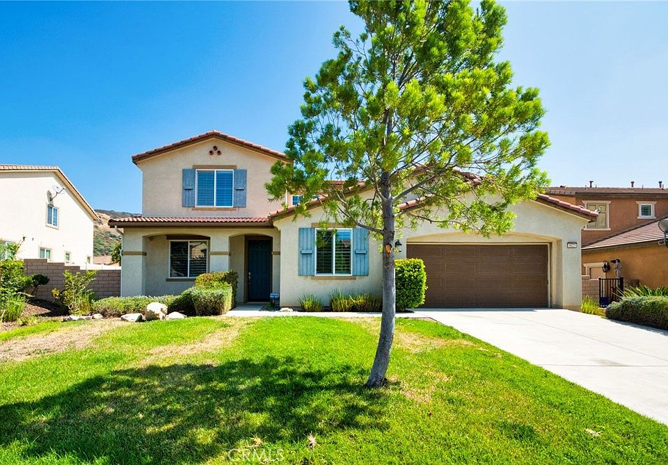 1st image of 4025 Sparkle Berry Dr
