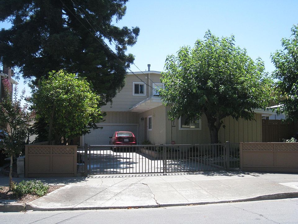 1st image of 2025 Redwood Ave