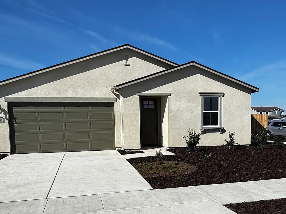 2343 N Kayenta St