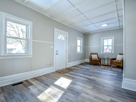 5th image of 106 S Wilkinson Ave