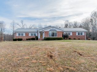 13509 Old Kentucky Rd W, Walling, TN 38587