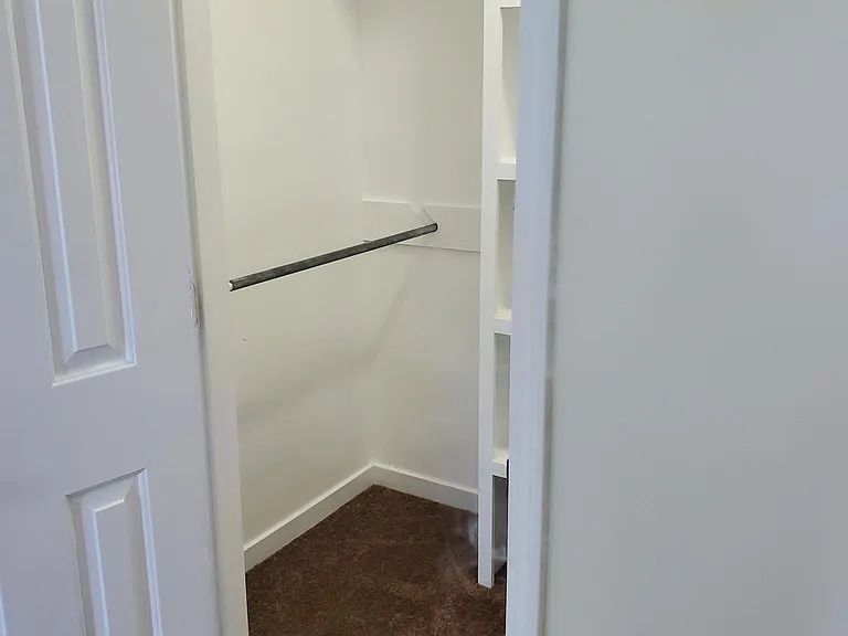 311 Green Meadow Dr — Photo 15