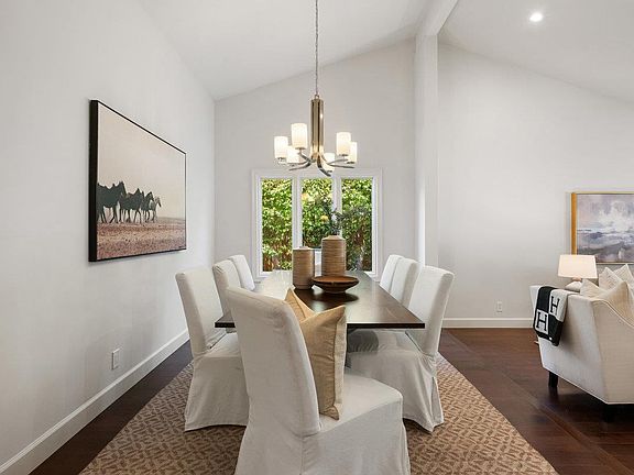 4th image of 18 Condon Ct