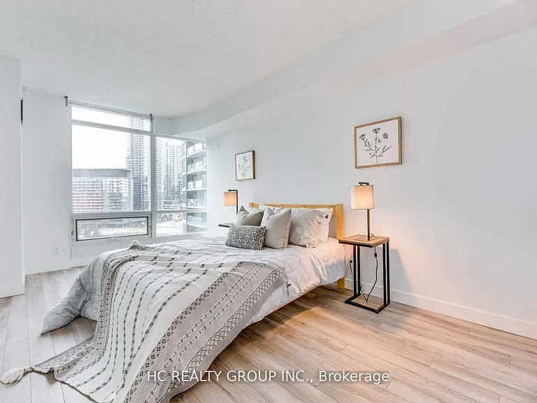 361 Front St W #1207 — Photo 16