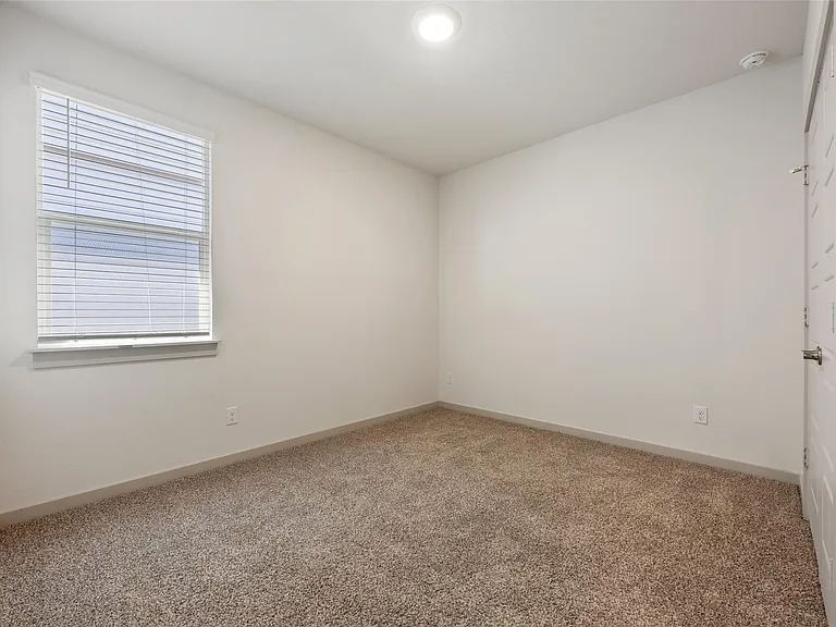 336 Fairfax Ave — Photo 22