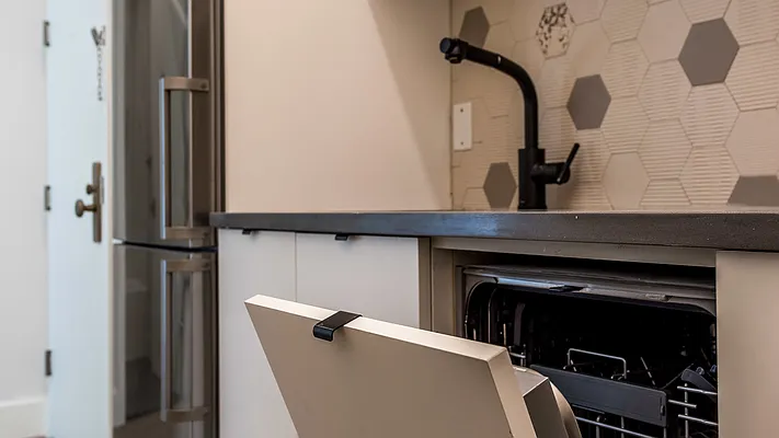 Rented by Nooklyn NYC LLC | media 20