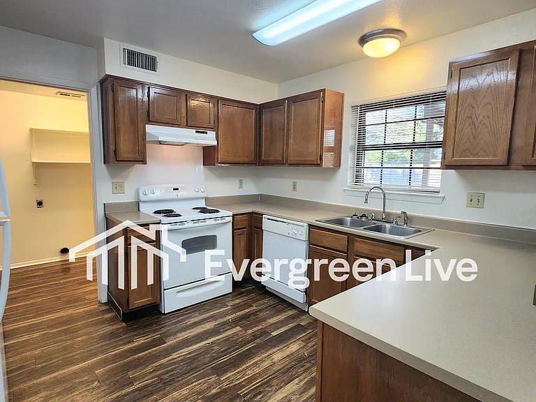 4321 Lew Wallace Dr — Photo 9